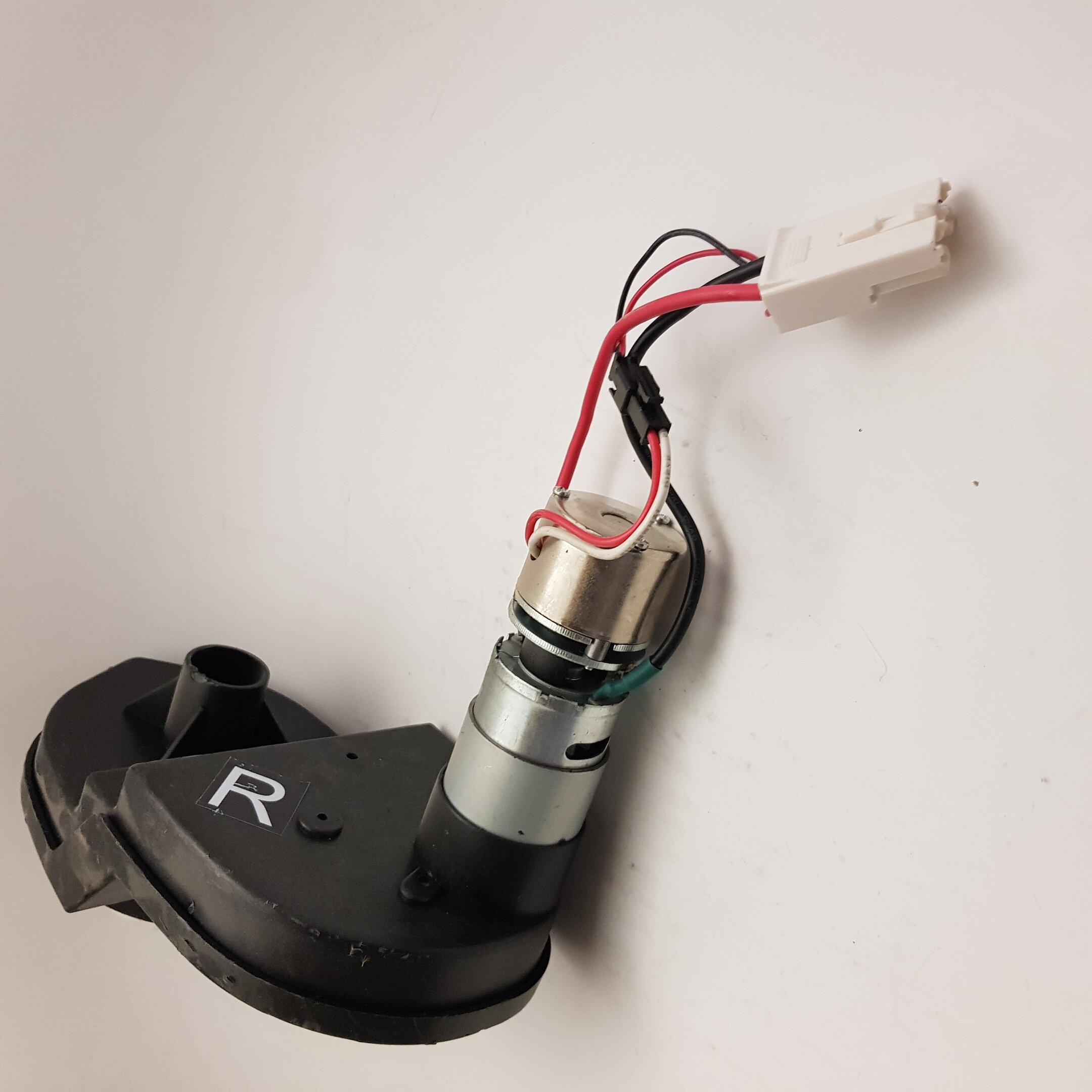 Moottori BMW X6 - 1 Connector Oikealle